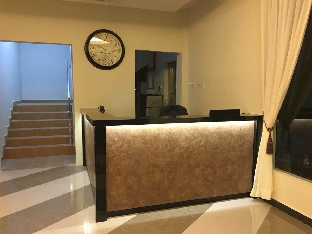 Grand Business Hotel Jertih エクステリア 写真