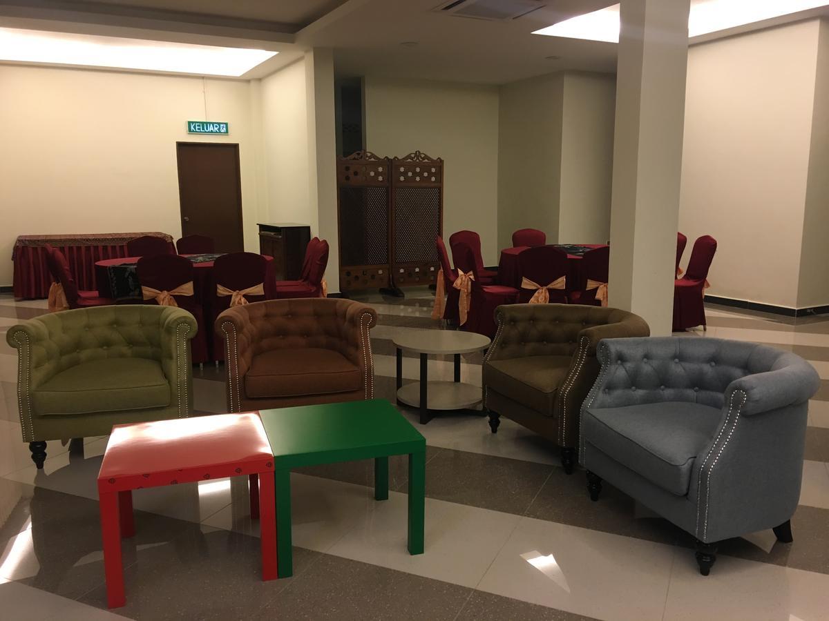 Grand Business Hotel Jertih エクステリア 写真